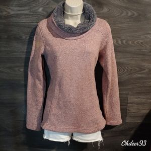 🎉🛍 Columbia brick red/ gray pull over faux fur lined neck sweater size M